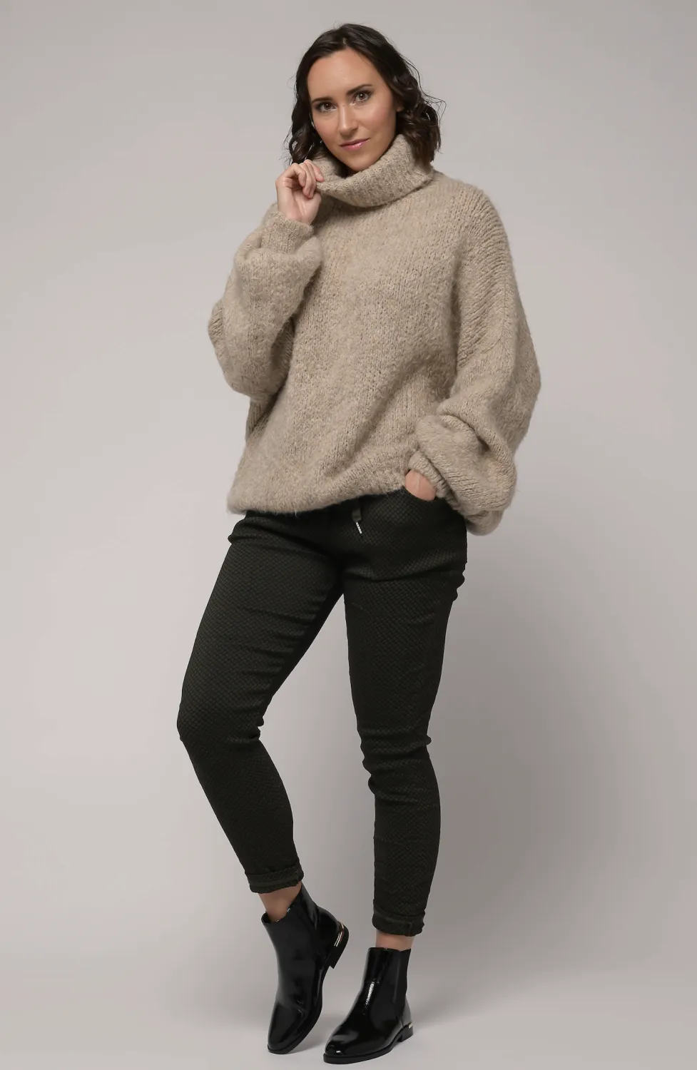 Super Soft Turtleneck Sweater Sand